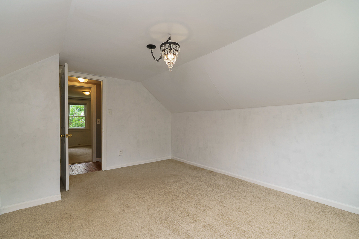 966 Chambers Cir-31