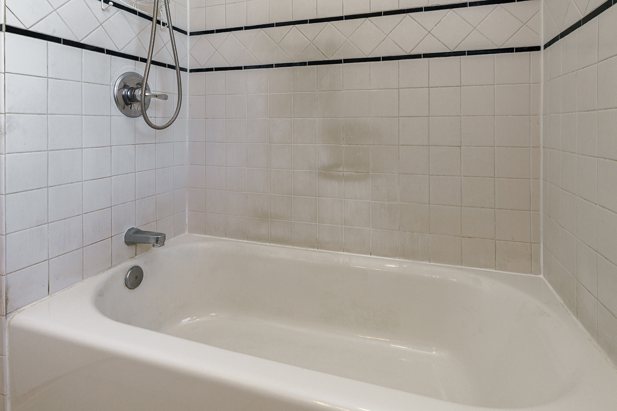 96 N Cassingham Rd-38