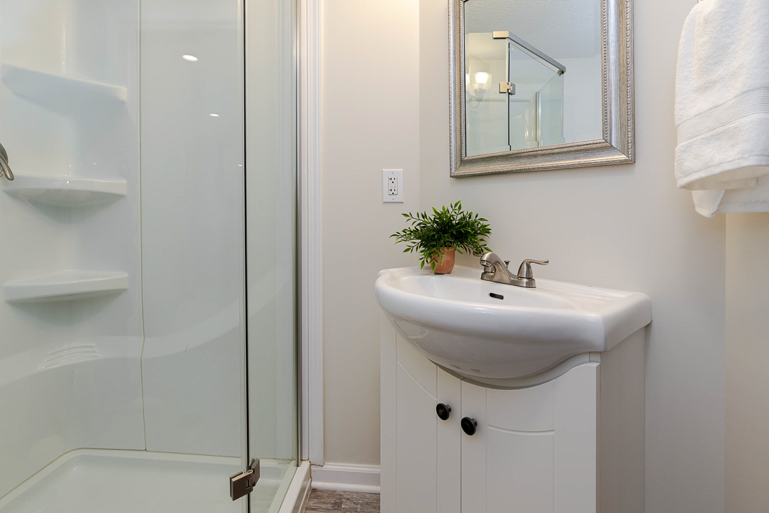 9800 Oxford Circle-12