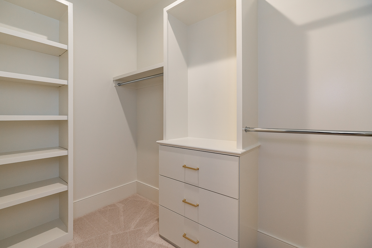 1565 Berkshire Rd.-31