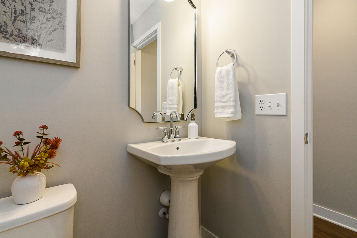 6643 Cold Mountain Dr-16