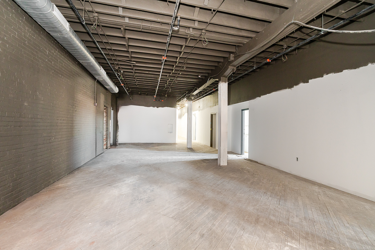 219 N Columbus St-10