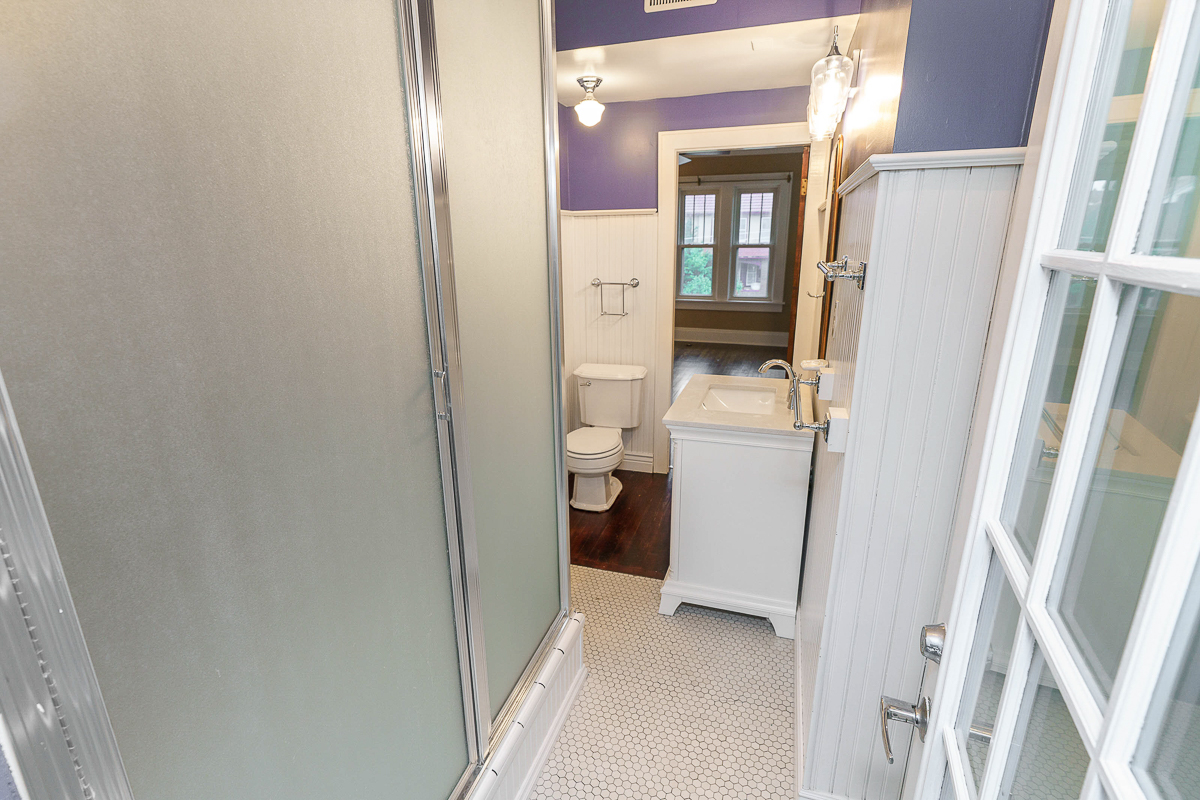 1833 Franklin Avenue-45