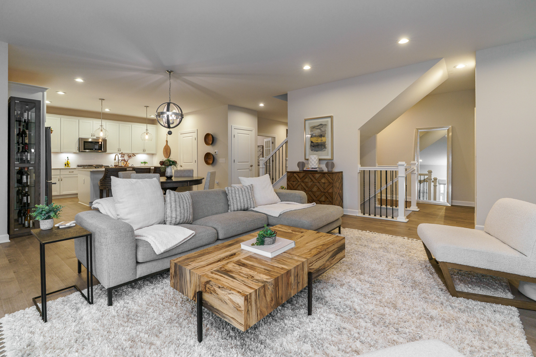 7652 Gateway Blvd --17