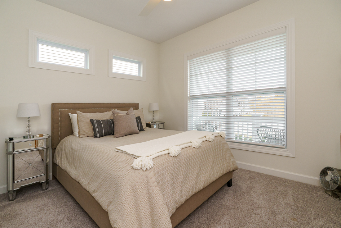 7652 Gateway Blvd --8