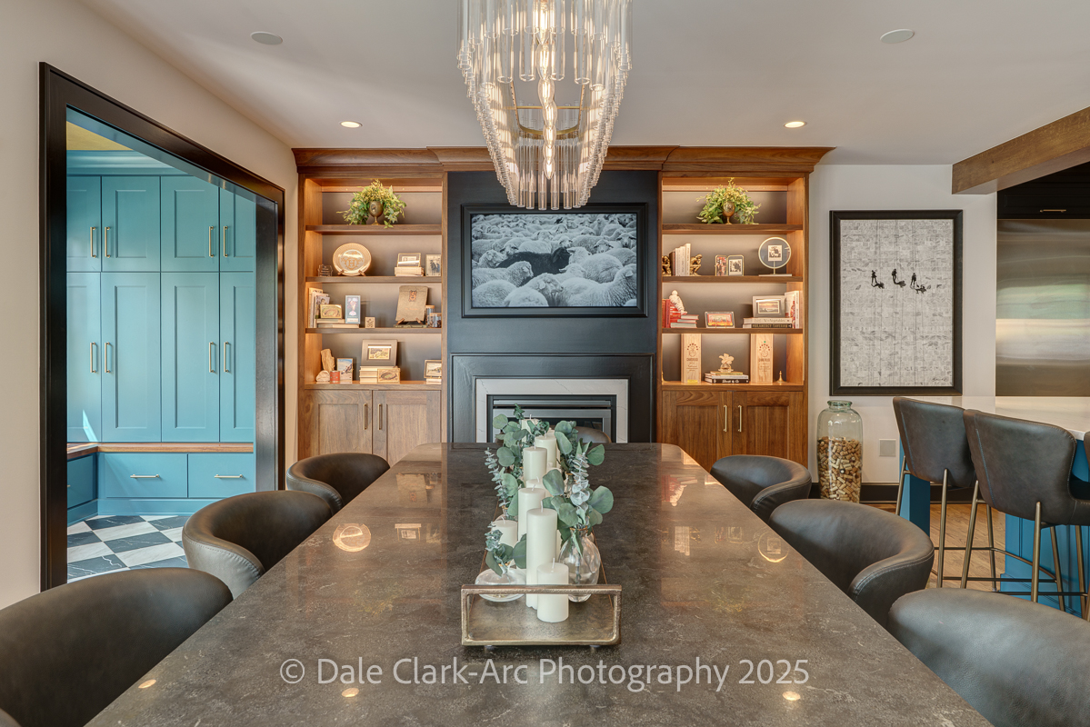 2099 Guilford Rd-16