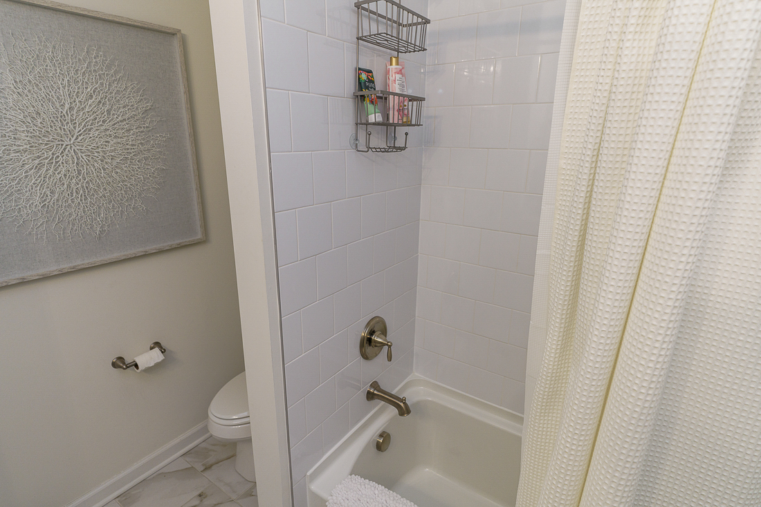 7678 Gateway Blvd-10