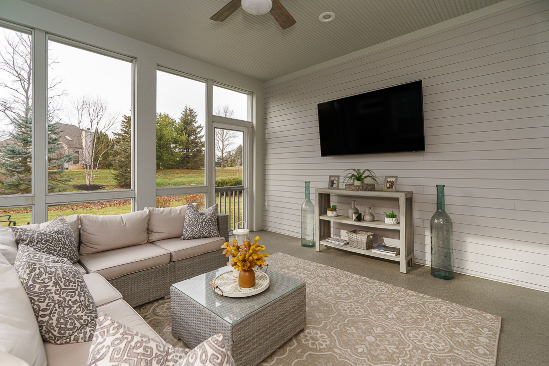 7678 Gateway Blvd-14