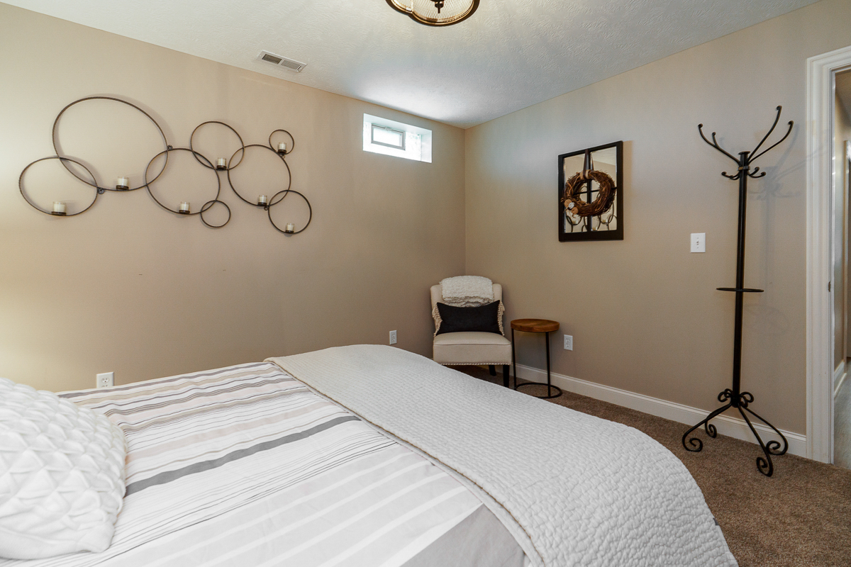 4568 Hunters Bend-23