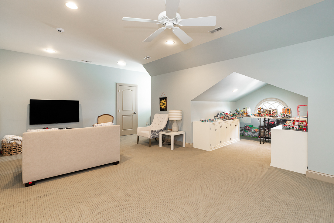 7286 Lambton Green N Interiors-73