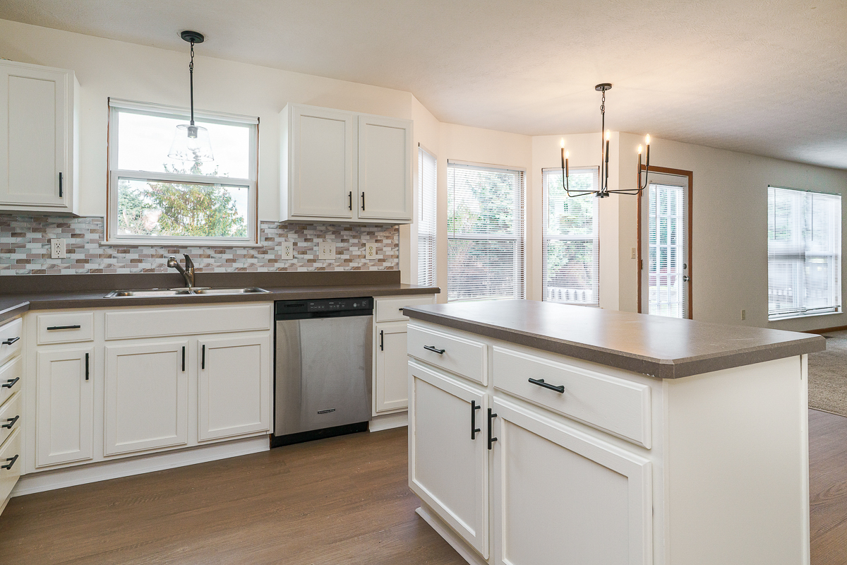 2378 Myrtle valley Kitchen-8