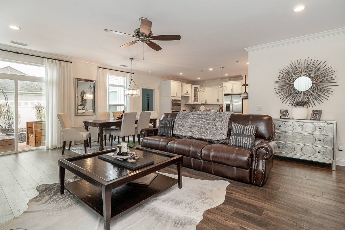 7737 Strickland Dr---14