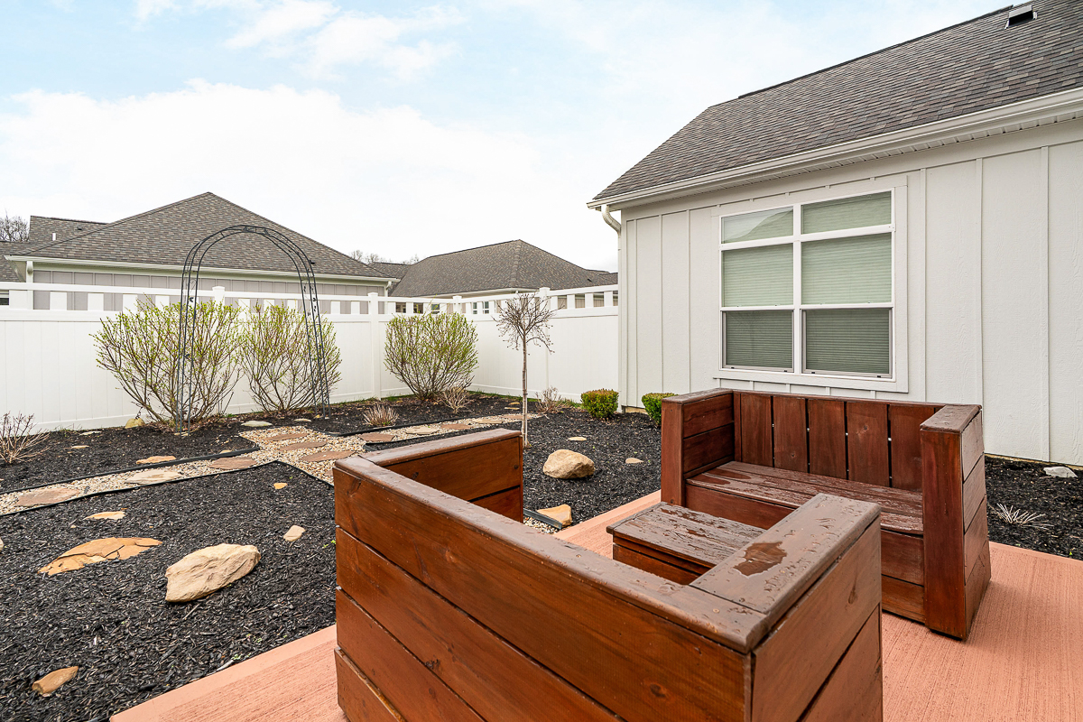 7737 Strickland Dr---4