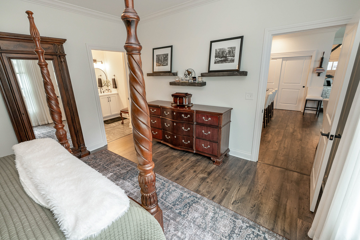 7737 Strickland Dr---8