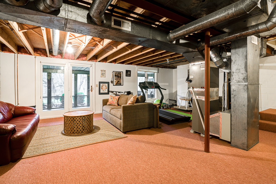 1114 Strathaven Dr North-10