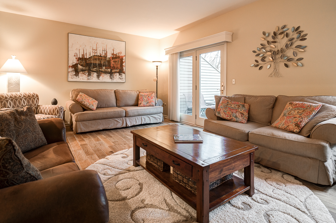 1114 Strathaven Dr North-26